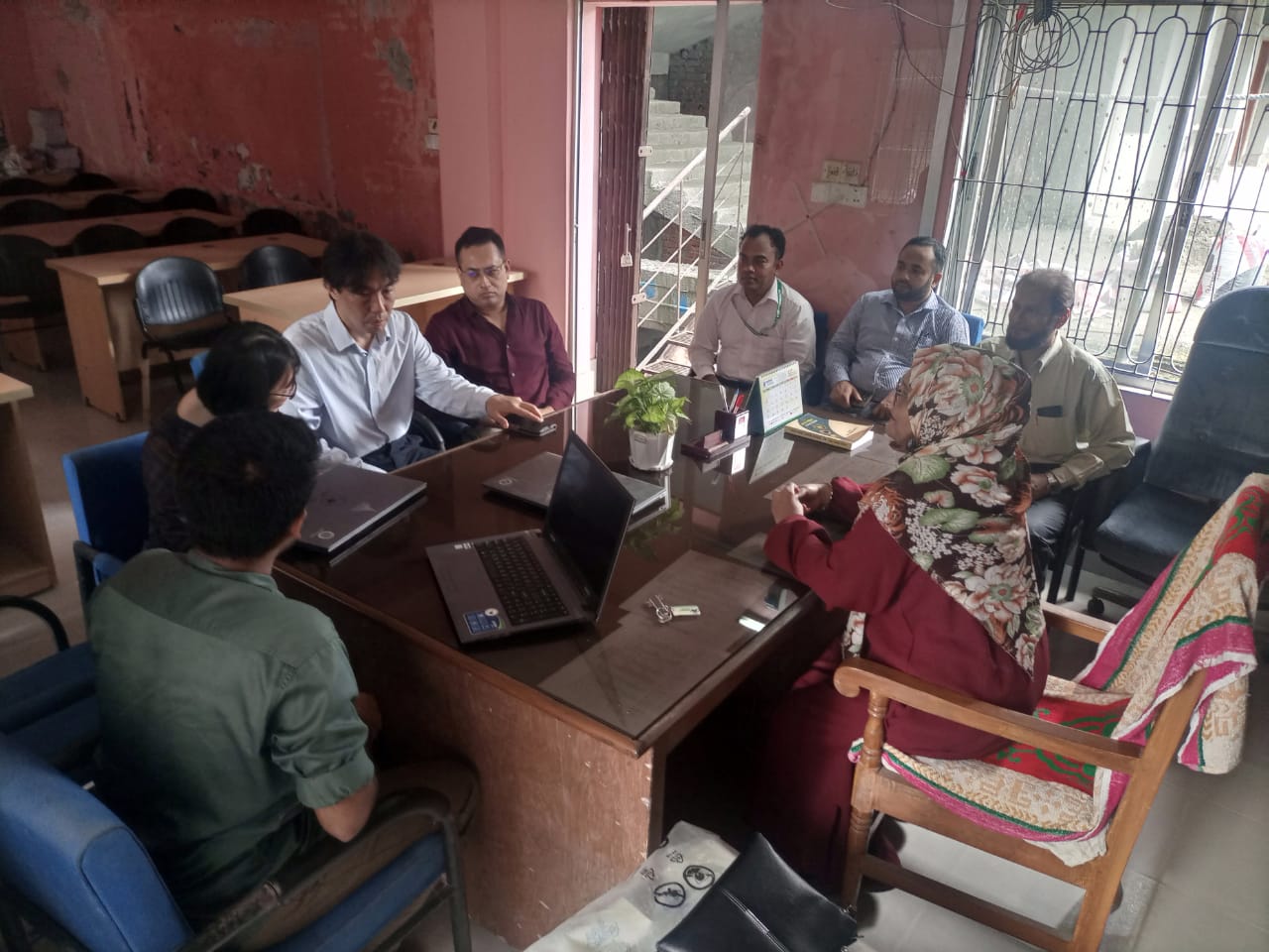 Principal Investigators (PIs) visited the D-Lab facilities||MOMODa FOUNDATION